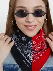 Угольный бандана с классическим принтом