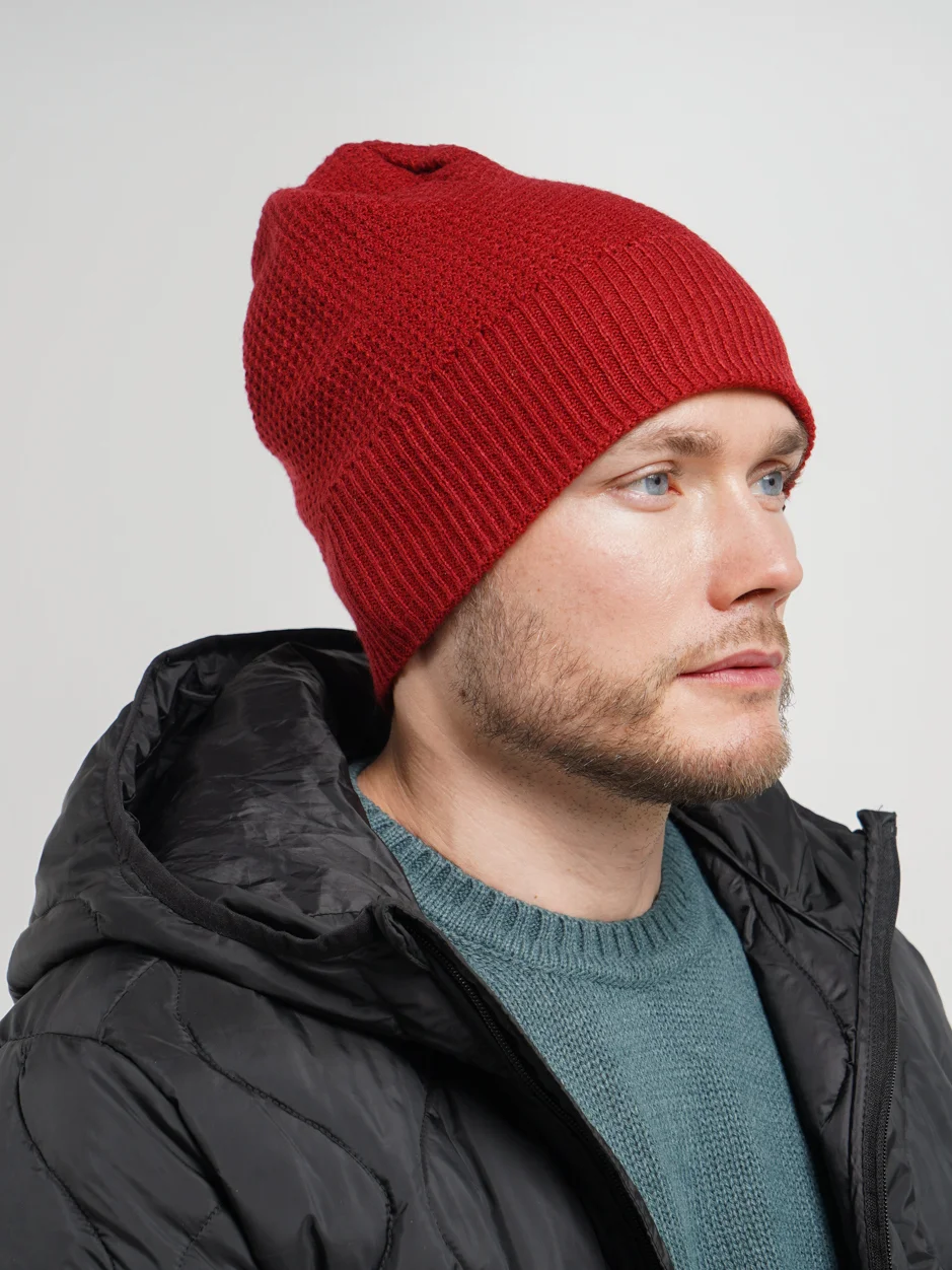 Шапка мужская Adidas BEANIE красная