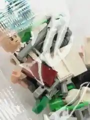 Бежевый меланж игра