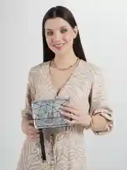 Серебряный квадратная сумка на цепочке