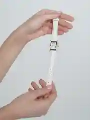 Молочный женские кварцевые часы