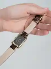 Золотой женские кварцевые часы