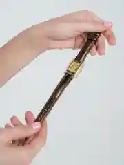 Золотой женские кварцевые часы