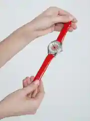 Красный женские кварцевые часы