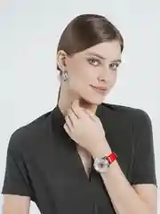 Красный женские кварцевые часы