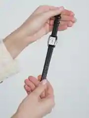Угольный женские кварцевые часы