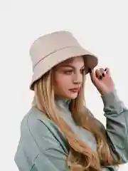Молочный панама женская демисезонная, экокожа