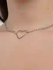 Чокер на шею Цепочка  женская с подвеской сердечко