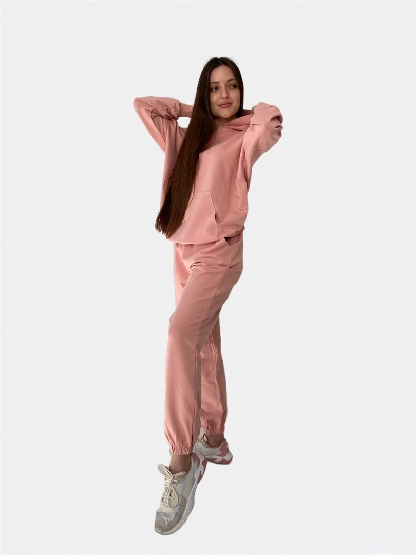 Спортивный костюм женский