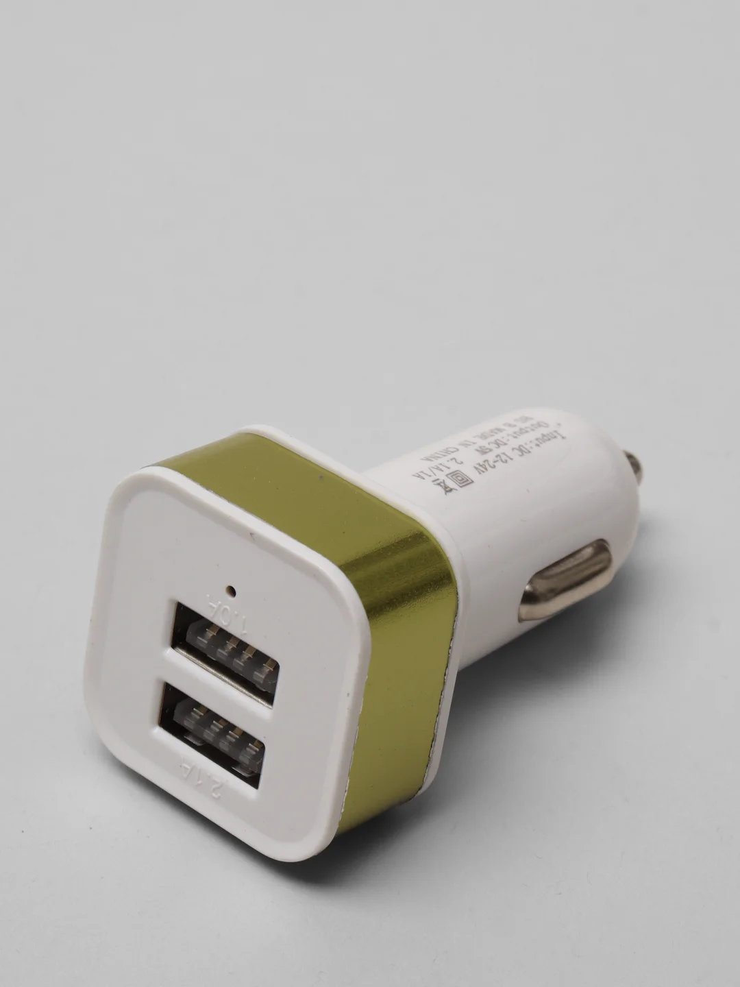 Золотой автомобильное зарядное устройство 2*USB