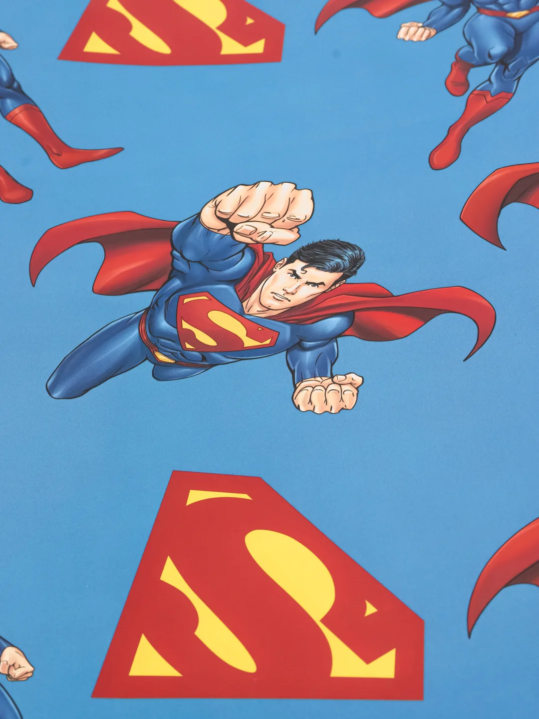 Superman. Упаковочная бумага (синяя), 700*1000 мм, 2 шт в рулоне