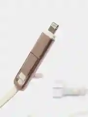 Серебряный автомобильное зарядное устройство с кабелем 3*USB