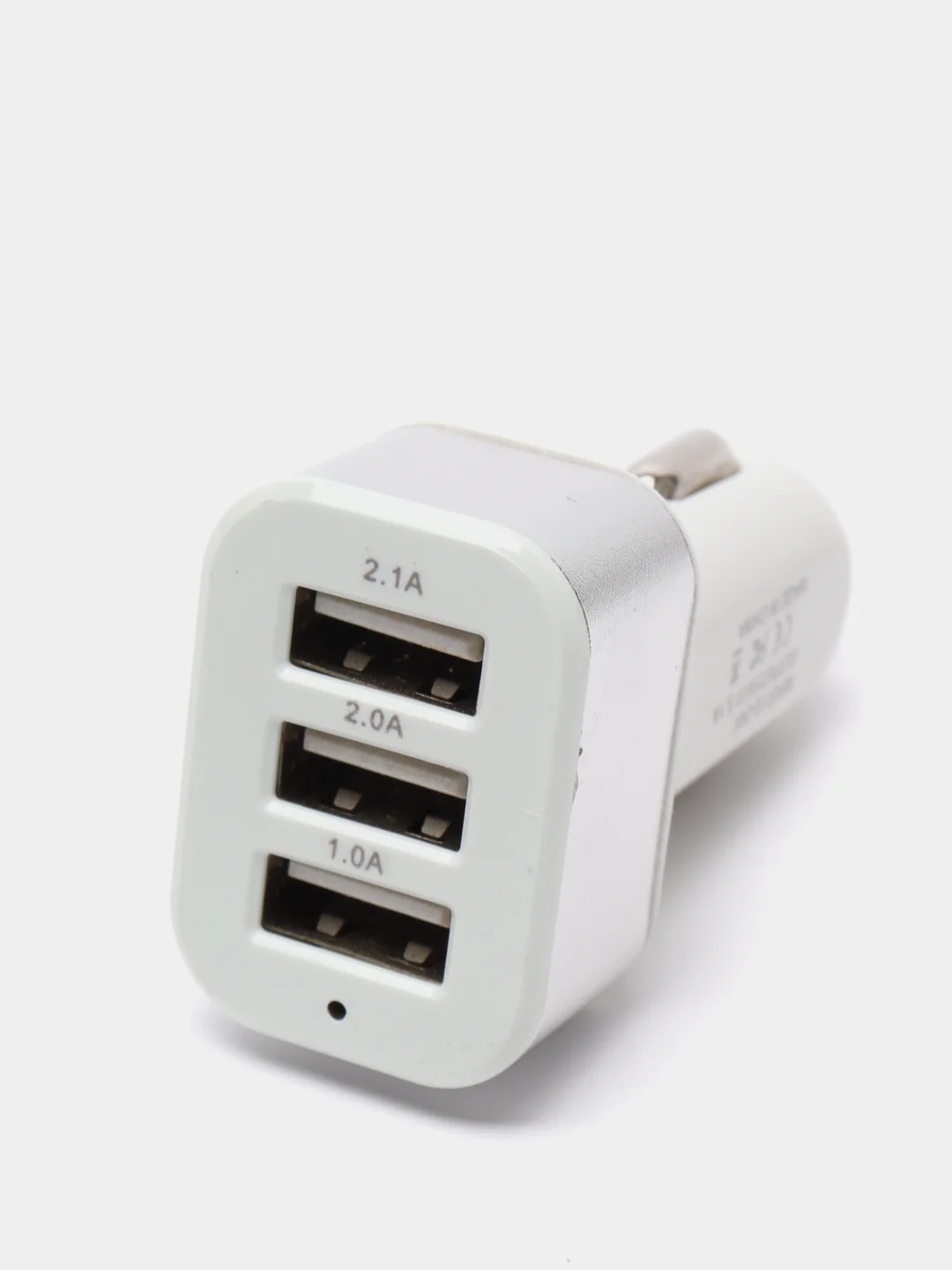 Серебряный автомобильное зарядное устройство с кабелем 3*USB