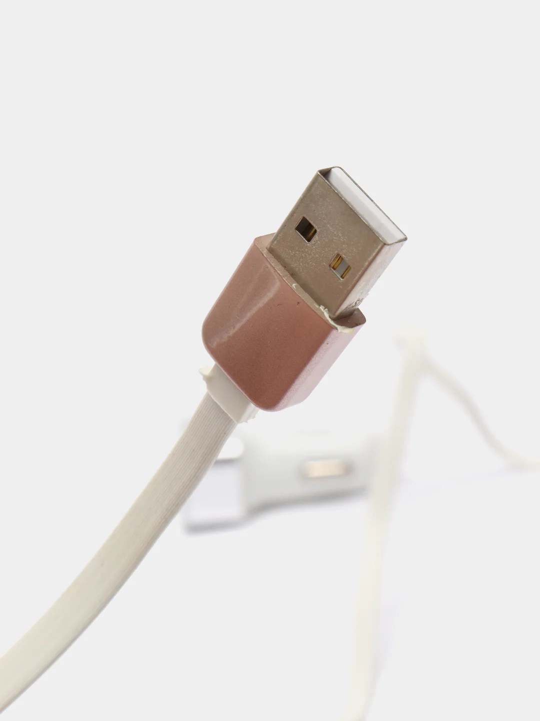 Серебряный автомобильное зарядное устройство с кабелем 3*USB