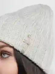 Белый шапка женская вязаная, с отворотом, на весну и осень