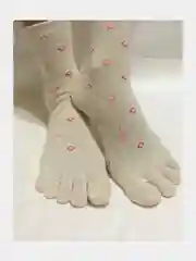 Молочный носки с пальцами
