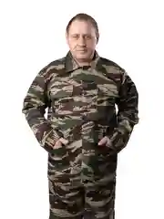 Лесной зеленый камуфляжный костюм