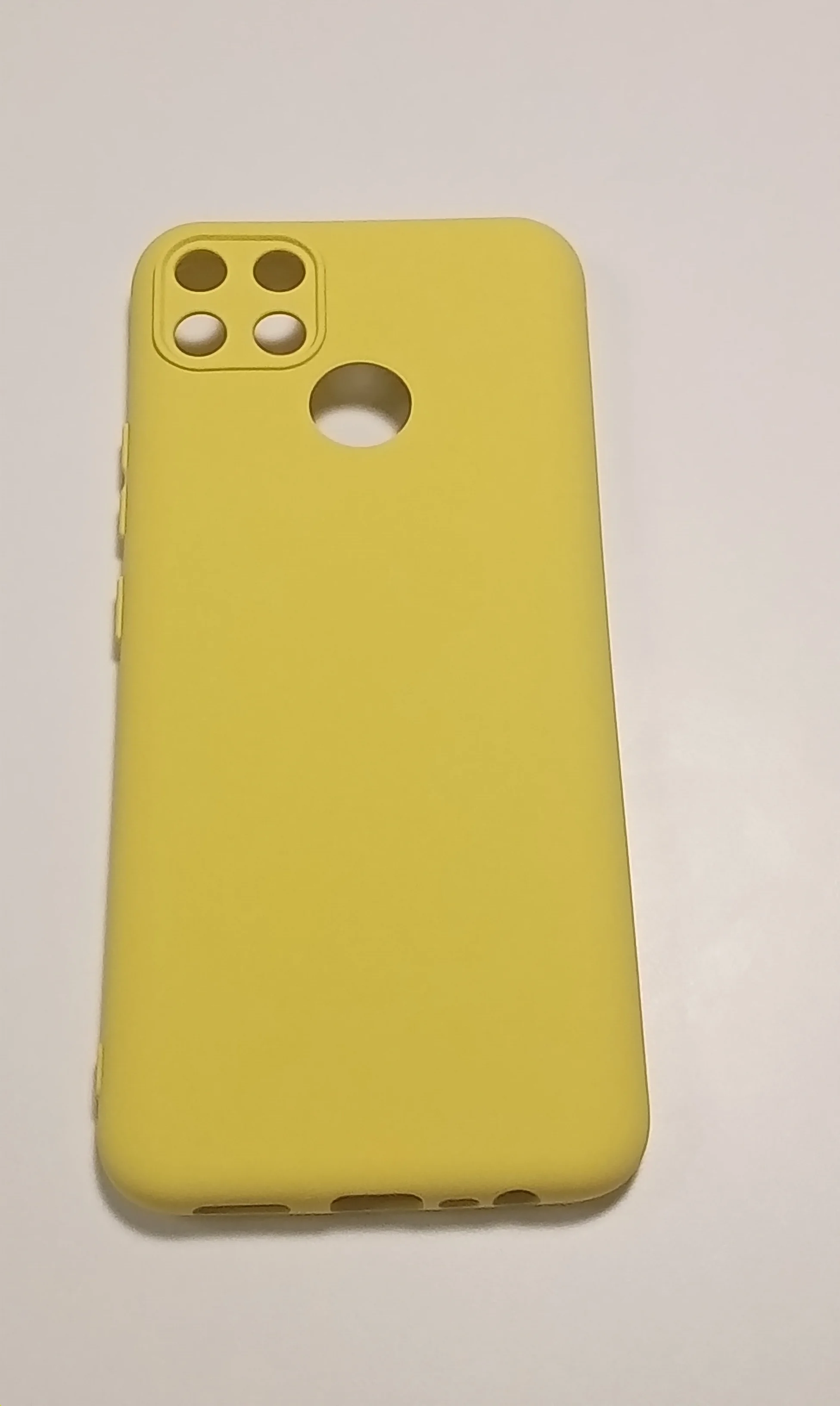 Желтый чехол REALME Narzo 50A  / REALME C25 / REALME C25S с защитой камеры и бархатом внутри