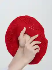 Красный ажурный вязаный берет "Юджит", весенняя женская шапка