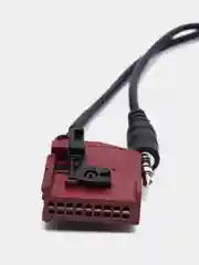 Кабель AUX CARAV 18-003, Volkswagen 2005+ / Skoda Octavia 2005+, MFD2 / RNS2
