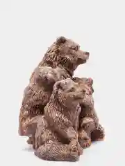 Серый статуэтка сувенир Медведица с медвежатами 8см семейный оберег