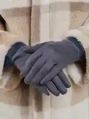 Угольный перчатки женские
