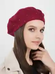 Бордовый берет женский Стразы, вязаная шапка на весну и осень