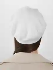 Молочный берет женский шерстяной  Валик, вязаная шапка