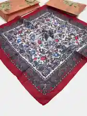 Красный платок женский, хлопок, 70 х 70