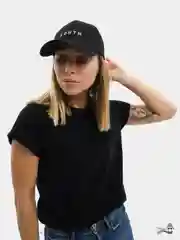 Черный кепка Youth