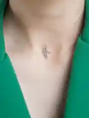 Ледяной кулон на леске