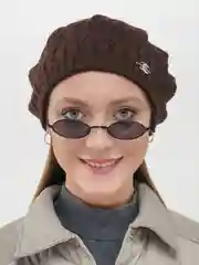 Шоколадный берет женский ажурный  Ангел