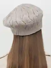 Бежевый берет женский ажурный  Ангел