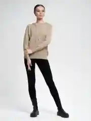 Бежевый свитер С КАПЮШОНОМ