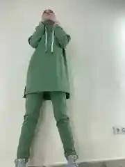 Бежевый костюм