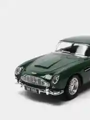 Багровый машинка Aston Martin DB5 металлическая, 1:38 KT5406D