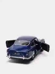 Синий машинка Aston Martin DB5 металлическая, 1:38 KT5406D