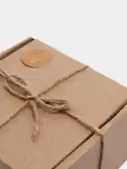 Молочный соевые свечи женское тело, мужской торс