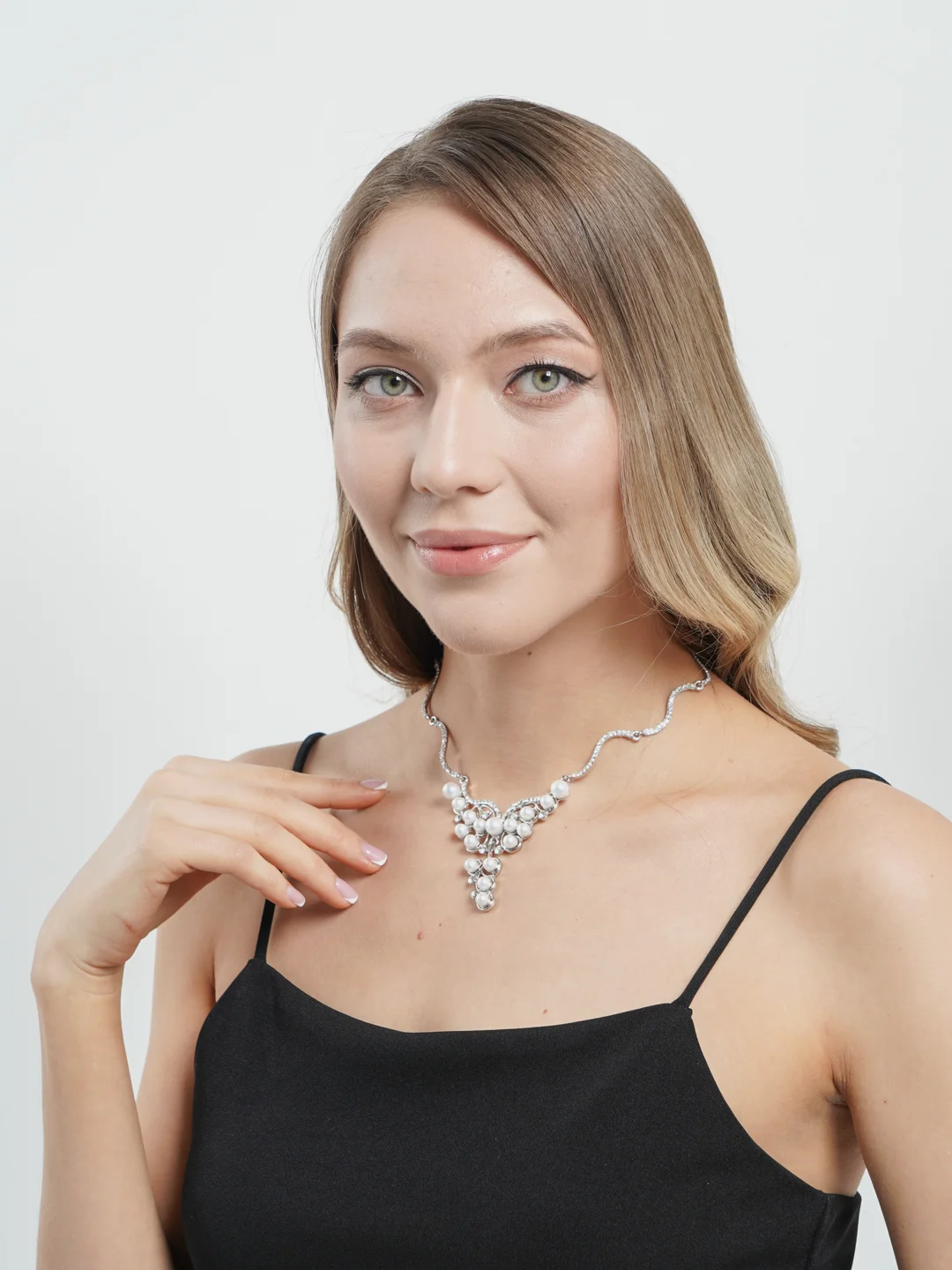 Колье жемчужное, свадебное, 37 (+6) см