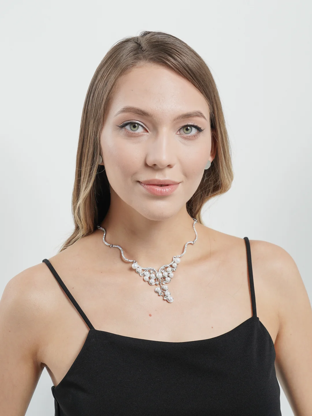 Колье жемчужное, свадебное, 37 (+6) см