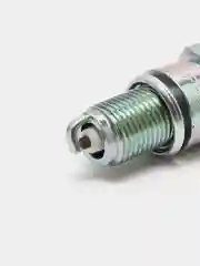 Свеча зажигания на ВАЗ и на иномарки, комплект 4 штуки