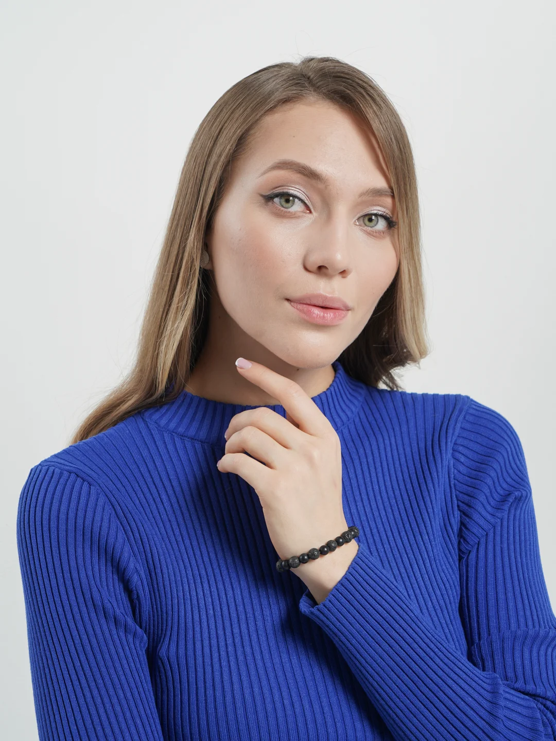 Черный браслет с короной унисекс