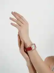 Красный часы наручные женские