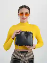 Женская сумка на одно плечо