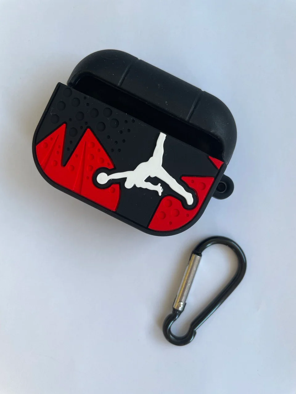 Бордовый чехол для AirPods 1 и 2