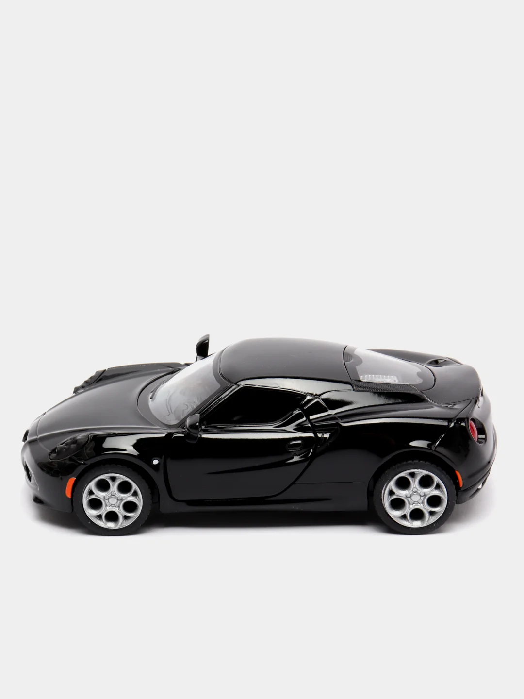 Черный металлическая машинка 2013 Alfa Romeo 4C KT5366D