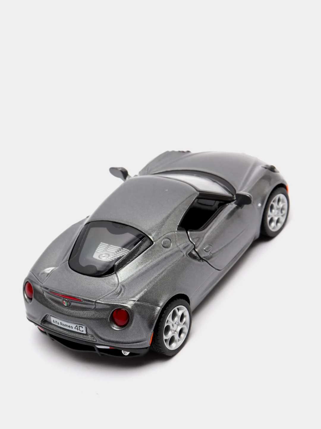 Серый металлическая машинка 2013 Alfa Romeo 4C KT5366D
