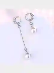 Серьги с жемчугом ассиметричные