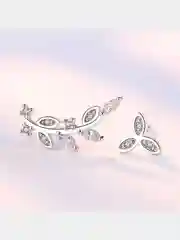 Серьги ассиметричные "Веточка"
