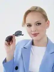 Очки солнцезащитные, имиджевые унисекс с чехлом и салфеткой